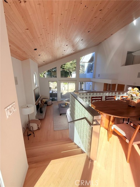 Detail Gallery Image 17 of 44 For 621 6th, Manhattan Beach,  CA 90266 - 3 Beds | 3/1 Baths