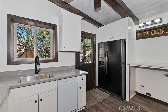 Detail Gallery Image 12 of 37 For 574 Villa Grove, Big Bear City,  CA 92314 - 3 Beds | 2 Baths