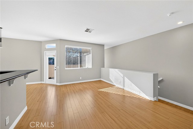 Detail Gallery Image 4 of 39 For 17809 Ash Ct, Carson,  CA 90746 - 2 Beds | 2 Baths