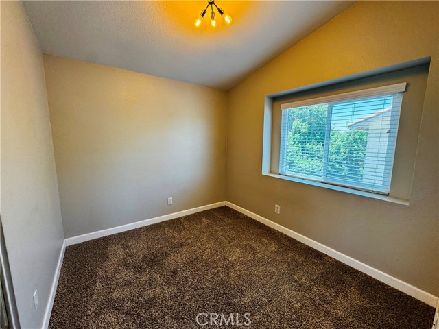 Detail Gallery Image 17 of 28 For 39780 Oak Cliff Dr, Temecula,  CA 92591 - 3 Beds | 2/1 Baths