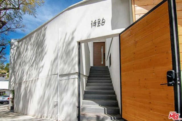 Detail Gallery Image 18 of 20 For 1426 Elevado, Los Angeles,  CA 90026 - 3 Beds | 2/1 Baths