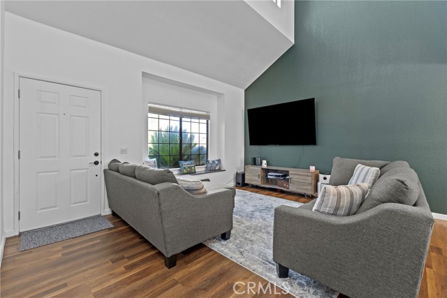 Detail Gallery Image 6 of 38 For 1375 Western Village Dr, San Jacinto,  CA 92583 - 3 Beds | 2/1 Baths