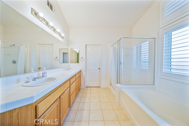 Detail Gallery Image 21 of 44 For 5569 Spur Ct, Fontana,  CA 92336 - 4 Beds | 2/1 Baths