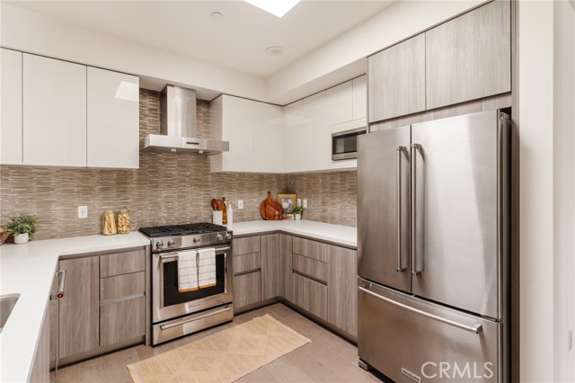 Detail Gallery Image 15 of 27 For 12045 Guerin St Ph4,  Studio City,  CA 91604 - 3 Beds | 3 Baths