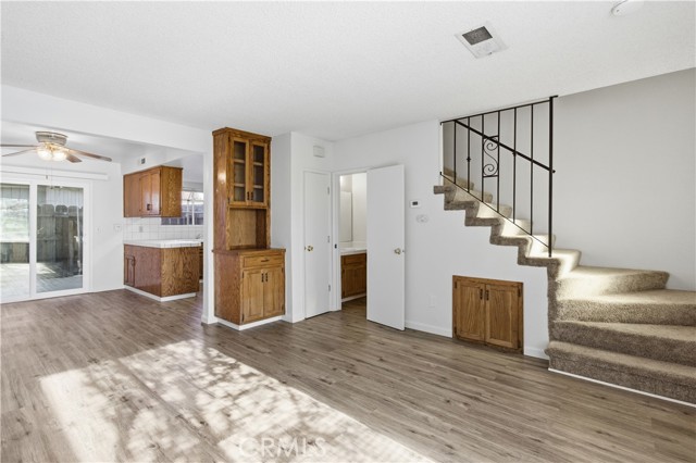 Detail Gallery Image 6 of 18 For 1656 W North Bear Creek Dr, Merced,  CA 95348 - 2 Beds | 1/1 Baths