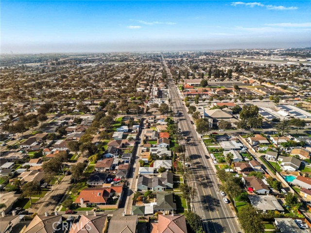 Detail Gallery Image 38 of 45 For 2100 W Valencia Dr, Fullerton,  CA 92833 - 3 Beds | 1 Baths