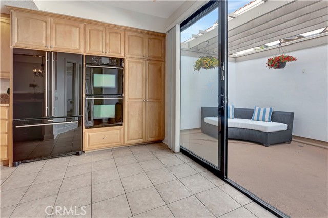 Detail Gallery Image 7 of 31 For 19542 Pompano Ln #108,  Huntington Beach,  CA 92648 - 3 Beds | 2/1 Baths