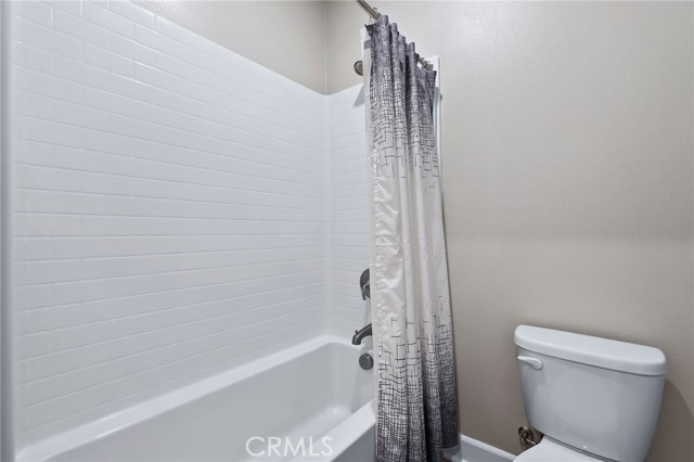 Detail Gallery Image 18 of 24 For 19109 Azul Ln, Huntington Beach,  CA 92648 - 4 Beds | 2/1 Baths