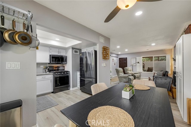 Image 18 for 75295 Pino DR