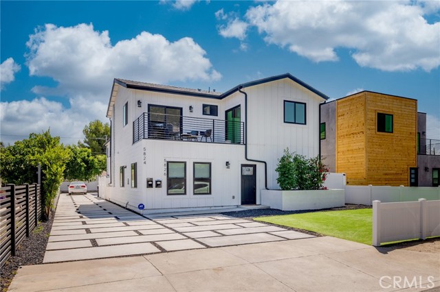 Detail Gallery Image 1 of 30 For 5826 Craner Ave, North Hollywood,  CA 91601 - – Beds | – Baths