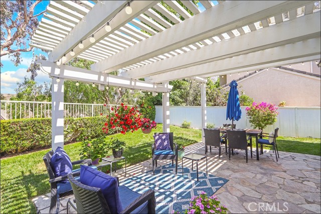 3 Blue Heron Lane, Aliso Viejo CA: https://media.crmls.org/medias/ede2446e-befe-4cb2-a8f7-3a274e8644a0.jpg