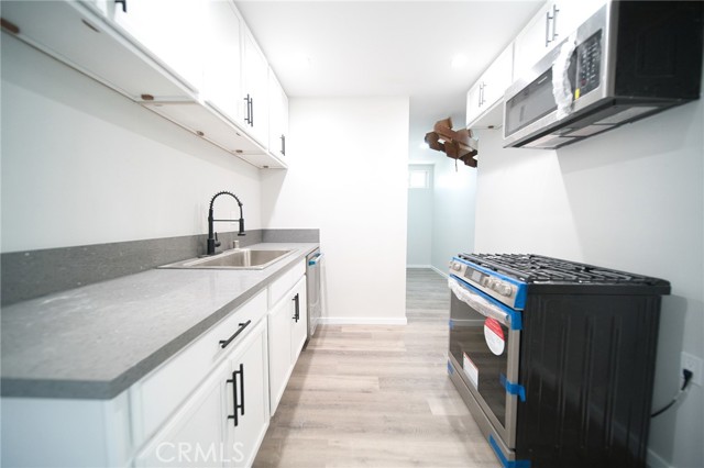 1336 W 118th Street, Los Angeles CA: https://media.crmls.org/medias/ede41d78-d11c-4b71-bedf-61733d53ac5d.jpg