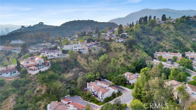 Detail Gallery Image 34 of 43 For 69 Penhill Ct, Glendale,  CA 91206 - 3 Beds | 3 Baths