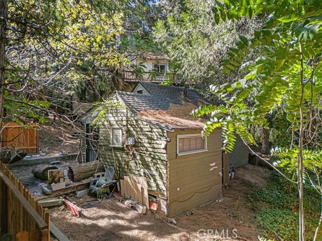 650 Rose Hill, Crestline, CA 92325