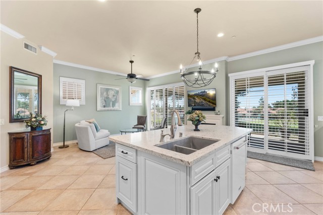 Detail Gallery Image 15 of 39 For 1444 Upland Hills Dr N, Upland,  CA 91784 - 2 Beds | 2/1 Baths