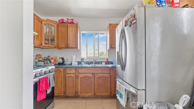 Detail Gallery Image 35 of 62 For 413 E 81st St, Los Angeles,  CA 90003 - – Beds | – Baths