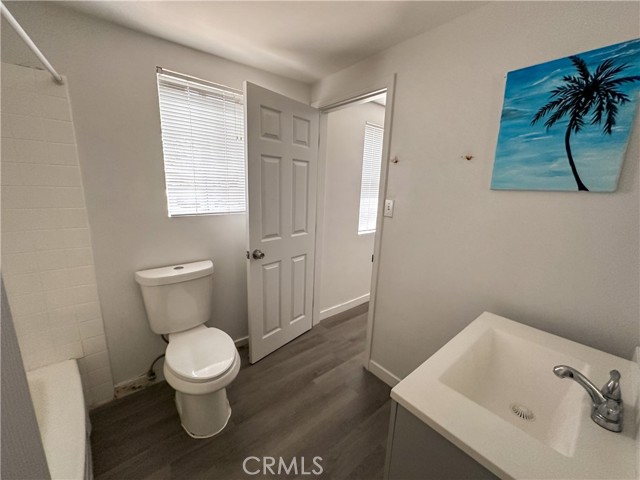 Detail Gallery Image 11 of 23 For 3609 W Camille St, Santa Ana,  CA 92704 - 6 Beds | 3 Baths