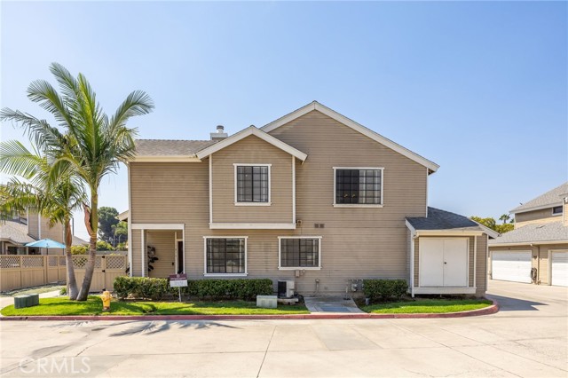 Detail Gallery Image 2 of 31 For 1850 W Falmouth Ave #1,  Anaheim,  CA 92801 - 2 Beds | 2/1 Baths