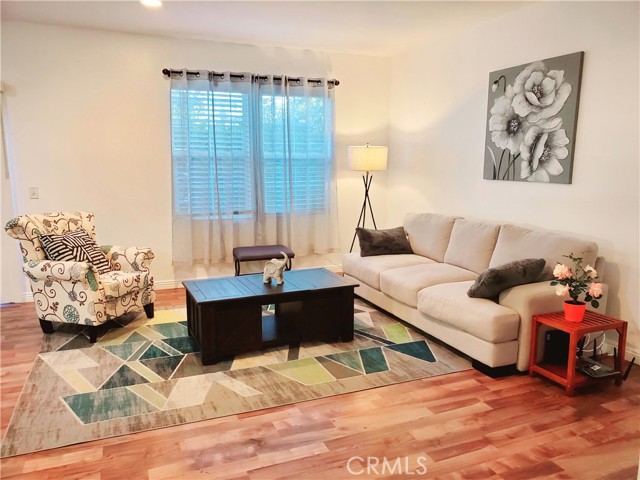 Detail Gallery Image 4 of 24 For 7353 Ellena #83,  Rancho Cucamonga,  CA 91730 - 3 Beds | 2/1 Baths