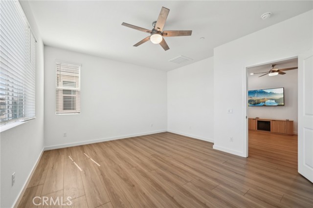 Detail Gallery Image 37 of 64 For 16233 Lozano St #2,  Fontana,  CA 92336 - 3 Beds | 2/1 Baths