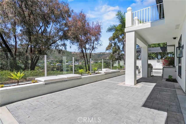 55 S Peak, Laguna Niguel CA: https://media.crmls.org/medias/ede73cf6-ffc8-4e2b-bc84-ebe11ca4ffdc.jpg