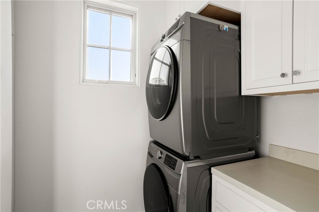 Detail Gallery Image 43 of 65 For 400 40th Street, Newport Beach,  CA 92663 - 7 Beds | 6/2 Baths