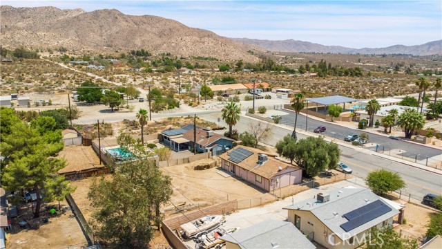 Detail Gallery Image 22 of 38 For 10934 Hess Bld, Morongo Valley,  CA 92256 - 2 Beds | 2 Baths