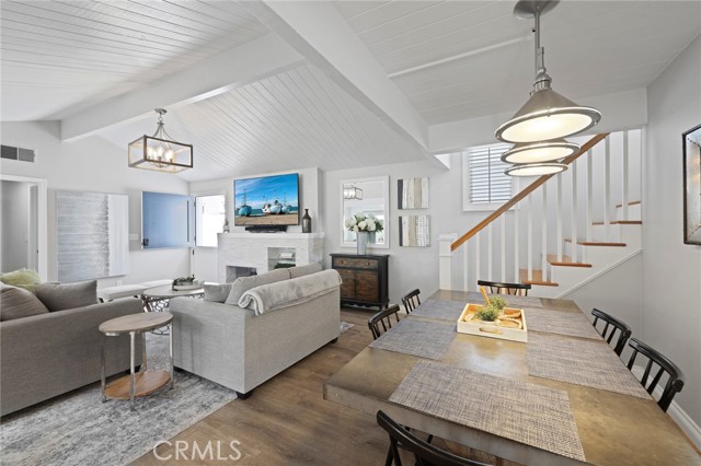 Detail Gallery Image 5 of 46 For 412 Colton St, Newport Beach,  CA 92663 - 4 Beds | 3 Baths