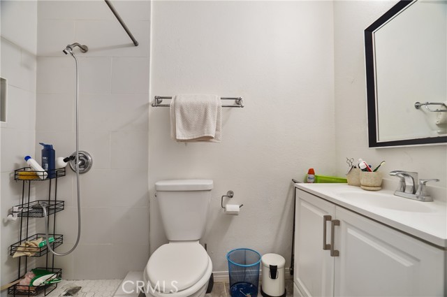 Detail Gallery Image 19 of 22 For 18530 Hatteras St #130,  Tarzana,  CA 91356 - 2 Beds | 2 Baths