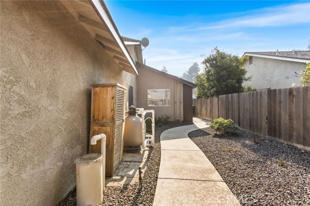 Detail Gallery Image 31 of 35 For 869 Redlands Ct, Merced,  CA 95348 - 4 Beds | 2 Baths