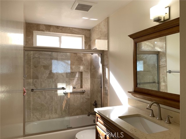 Detail Gallery Image 11 of 20 For 2201 Dublin Ln #3,  Diamond Bar,  CA 91765 - 3 Beds | 2/1 Baths
