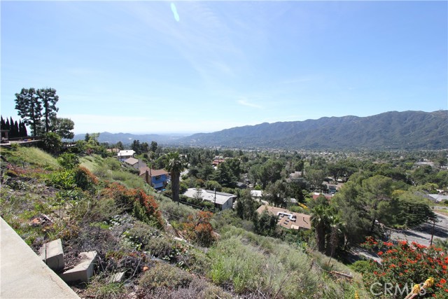 Detail Gallery Image 3 of 27 For 2914 Hopeton, La Crescenta,  CA 91214 - 3 Beds | 2 Baths