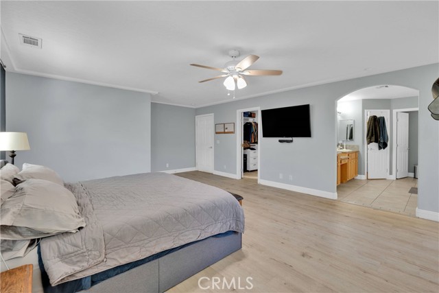 14665 Echo Lane, Helendale CA: https://media.crmls.org/medias/edea8fb8-e498-48a3-a70b-5169ab2db71f.jpg