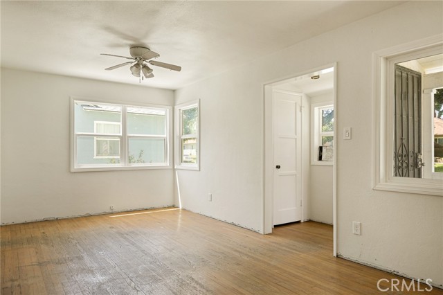 Detail Gallery Image 5 of 23 For 1223 W 24th St, San Bernardino,  CA 92405 - 3 Beds | 1 Baths