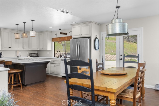Detail Gallery Image 11 of 30 For 7330 Gage Irving Rd, Paso Robles,  CA 93446 - 3 Beds | 3/1 Baths