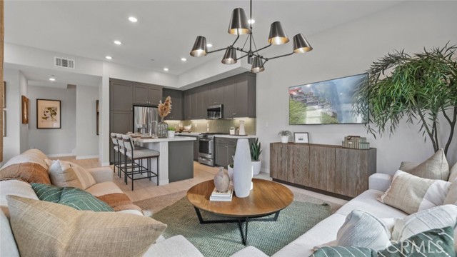 Detail Gallery Image 10 of 33 For 1908 Hollyleaf Ter, Montebello,  CA 90640 - 3 Beds | 2/1 Baths