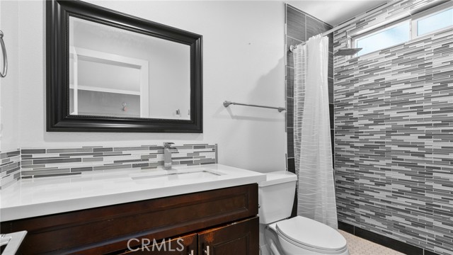 2314 Mcneil Circle, Corona CA: https://media.crmls.org/medias/edec71ea-60bb-4455-b08c-82c273a34a6b.jpg