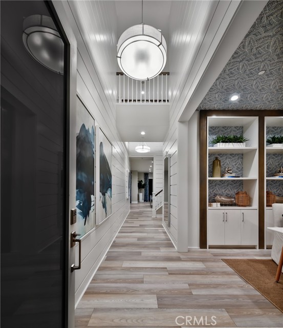 Detail Gallery Image 2 of 18 For 27546 Juniper Ln, Valencia,  CA 91381 - 5 Beds | 4/1 Baths