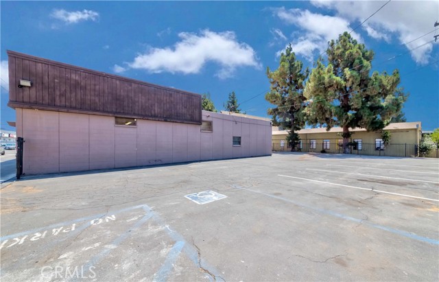 13061 Galway Street, Garden Grove, California 92844, ,Commercial Lease,For Rent,13061 Galway Street,CRPW24138197