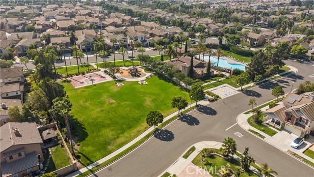 Detail Gallery Image 33 of 36 For 259 Trellis Pl, Camarillo,  CA 93012 - 5 Beds | 4/1 Baths