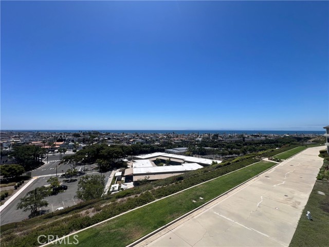 230 Lille Lane, Newport Beach CA: https://media.crmls.org/medias/ededdc43-a4af-4358-b3de-d3f87fe05f2d.jpg