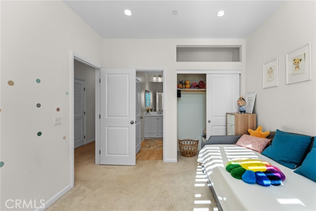 Detail Gallery Image 31 of 42 For 123 Mighty Oak, Irvine,  CA 92602 - 2 Beds | 2/1 Baths