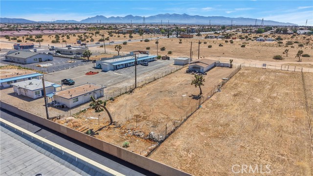 9777 Tamarisk Avenue, Hesperia, California 92345, ,Commercial Sale,For Sale,9777 Tamarisk Avenue,CRHD25111922