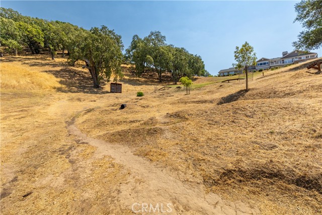9555 Santa Cruz Road, Atascadero CA: https://media.crmls.org/medias/edefcab9-6300-41a8-b775-11d7244ea4f8.jpg