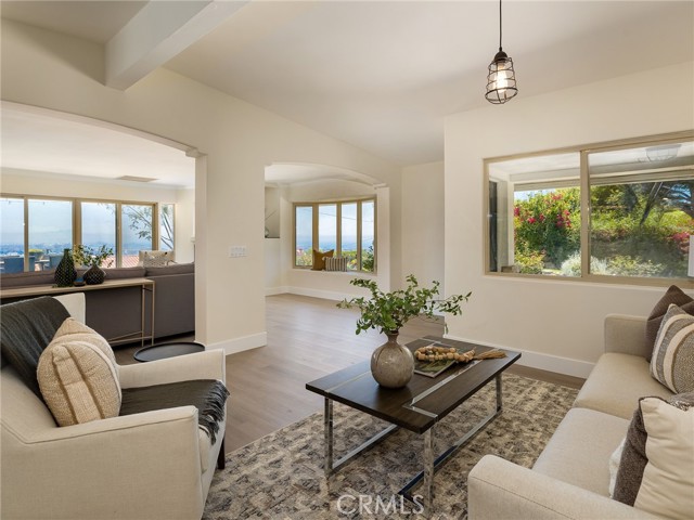 Detail Gallery Image 17 of 75 For 2621 Colt Rd, Rancho Palos Verdes,  CA 90275 - 4 Beds | 3 Baths