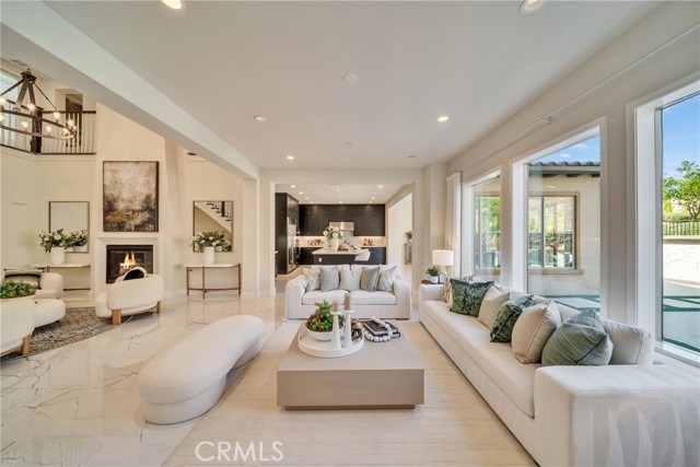 5437 Heritage Oak Drive, Lake Forest CA: https://media.crmls.org/medias/edf00a18-7b7e-4cfd-9ff2-fb2eb68afc9e.jpg