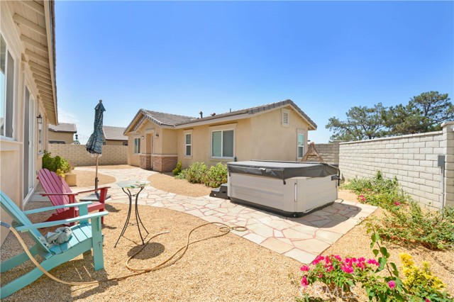 3471 W Poppet Street, San Bernardino CA: https://media.crmls.org/medias/edf02a80-7756-4526-9c4a-351104865870.jpg