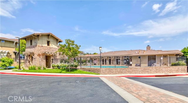 735 Francesca Dr #202, Walnut CA: https://media.crmls.org/medias/edf10145-7d00-41c1-89da-81587ab1ab26.jpg