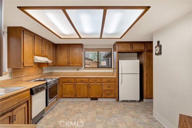 Detail Gallery Image 5 of 45 For 6486 Grandview Ave, Magalia,  CA 95954 - 2 Beds | 2/1 Baths