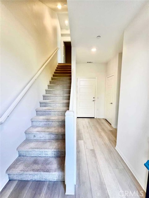 229 Steely, Irvine CA: https://media.crmls.org/medias/edf19fc6-7b5b-4c70-bee7-de56a0e109b5.jpg